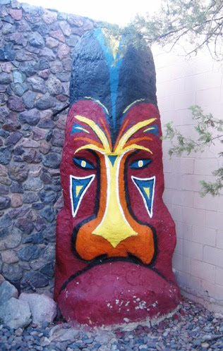 A Tiki outside the KonTiki