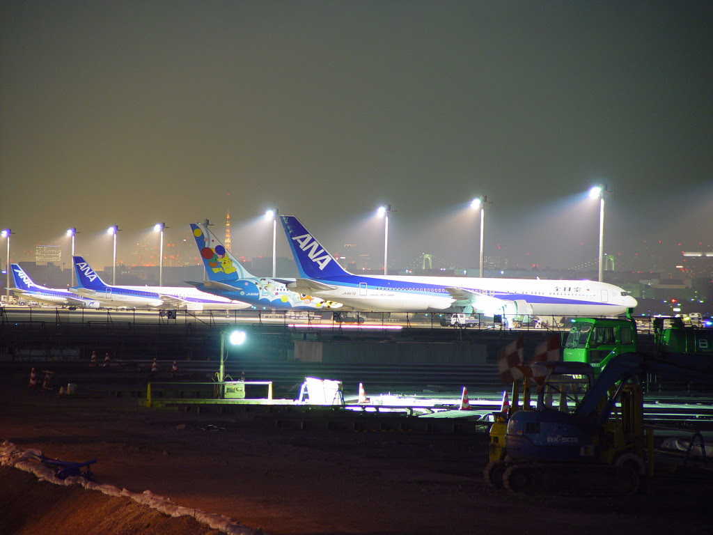 羽田空港 飛行機の写真 夜景無料壁紙 東京の夜景写真壁紙を無料でダウンロード