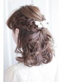 結婚式のお呼ばれヘアアレンジ ミディアムでおすすめのハーフアップ7選 暮らしに役立つ情報局