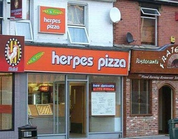 Fachada de un local de pizza 