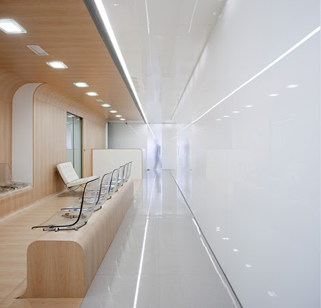 Dental Office by Estudio Hago