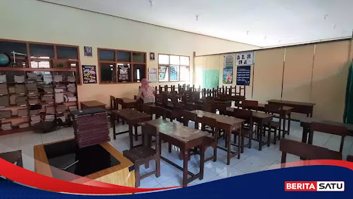 SD Negeri 4 Kampung Dalem Kota Kediri Hanya Dapat 11 Siswa - Beritasatu 