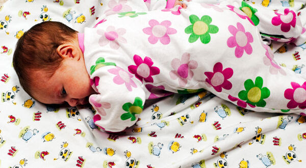 Faut Il Remettre Les Bebes Sur Le Ventre Slate Fr