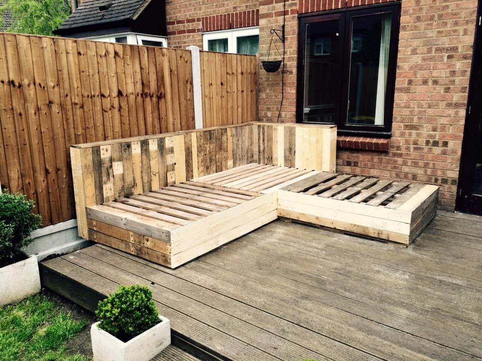 DIY Pallet Corner Sofa Pallet Ideas DIY Pallet Corner Sofa Pallet Ideas