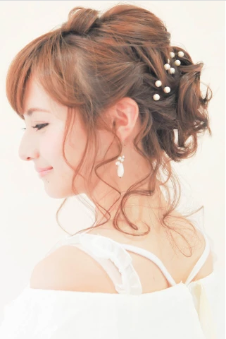 19年最新 成人式の振袖にもドレスにも似合うヘアスタイル Dress Code Note