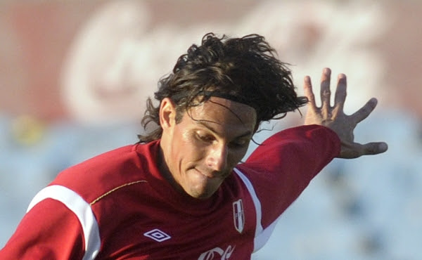 José Carlos Fernández, Fútbol argentino, Argentinos Juniors, Eliminatorias Brasil 2014, Selección peruana, Juan Artese