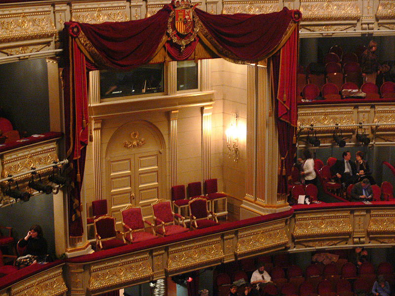 File:Teatro Real Madrid royal box.jpg