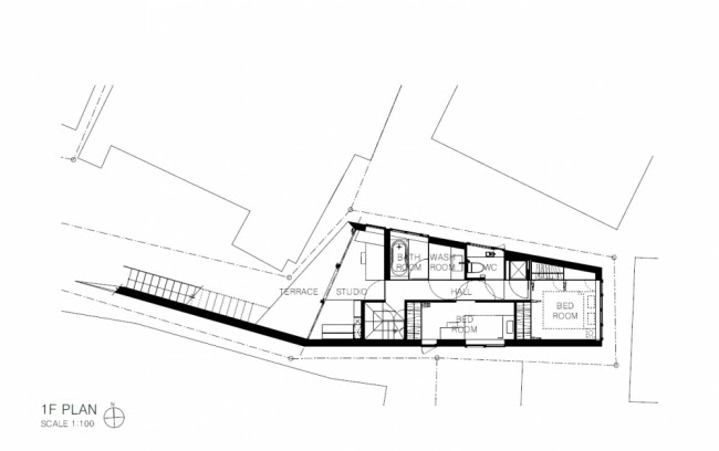  House of open construction locate Tokyo 