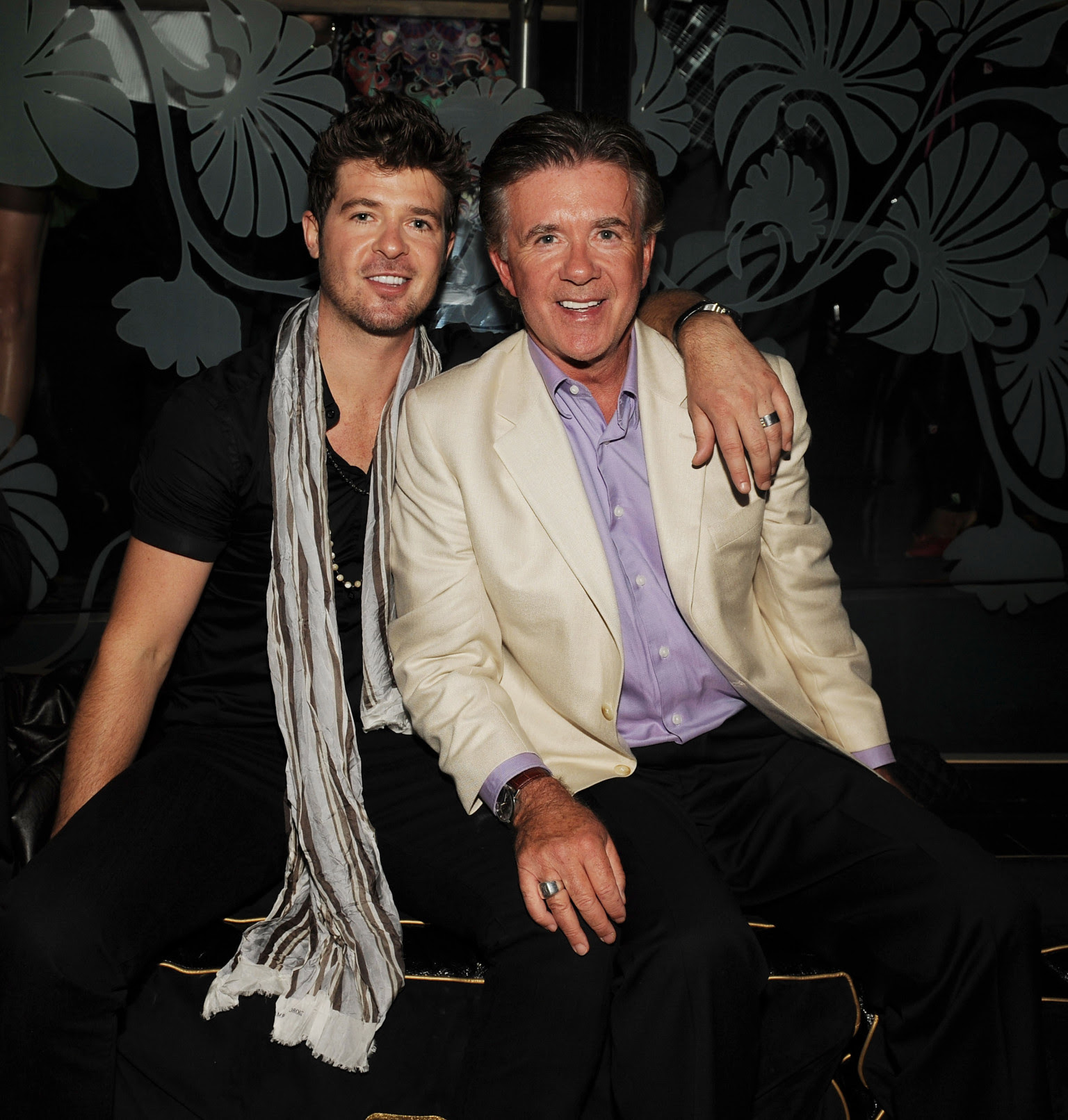 20130807robin thicke alan thicke blurred linesn