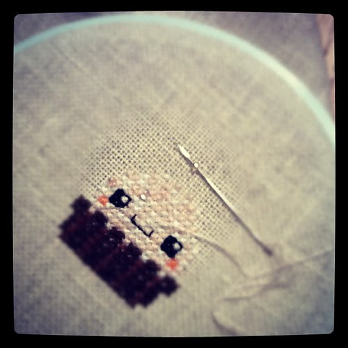 Adding glass seed beads to my truffle. Eeeepppp!!!