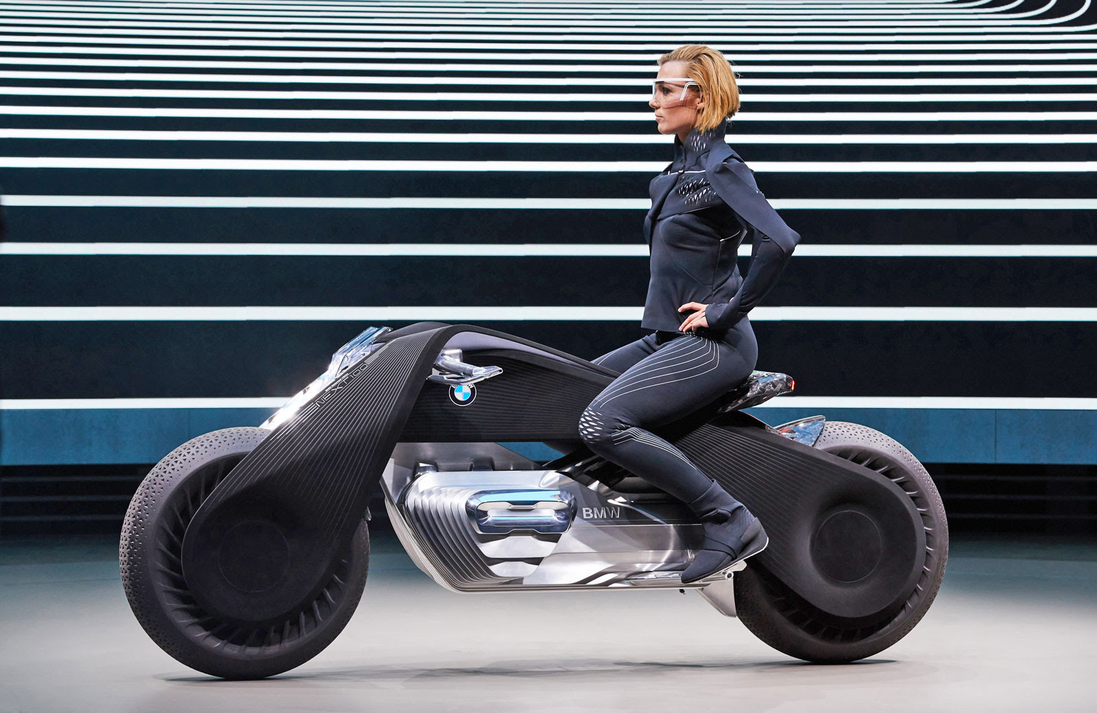 BMW shows off no helmet concept motorcycle Inquirer BMW shows off no helmet concept motorcycle Inquirer