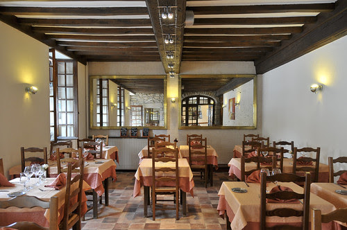Chic café/restaurant in Meursault | Flickr - Photo Sharing!