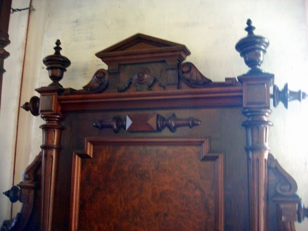 Antique Victorian Beds