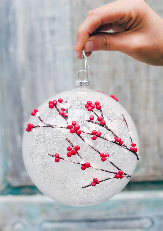 40 Red and White Christmas Decorating Ideas All About 40 Red and White Christmas Decorating Ideas All About