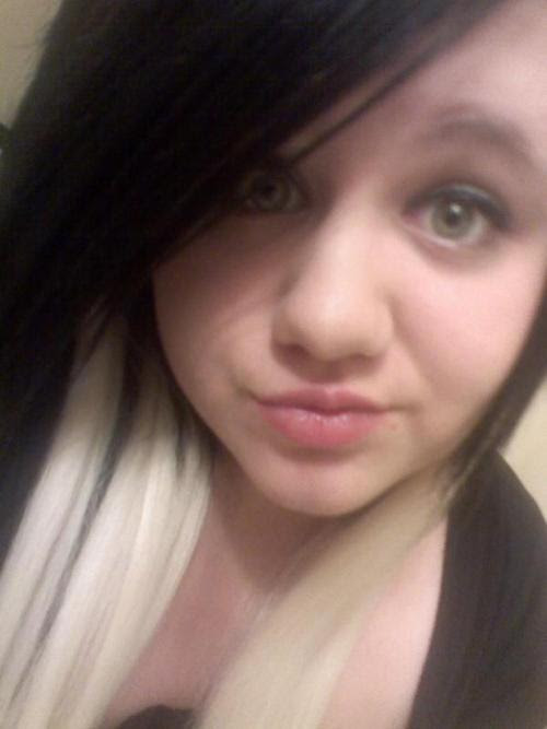 long black hair with blonde underneath. londe and lack hair underneath. Black hair, londe extensions. Black hair, londe extensions. dscuber9000. Apr 7, 11:23 PM. Yeah, I really don#39;t understand