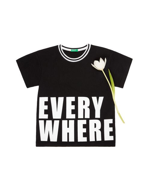 Of Benetton ベネトンユナイテッドカラーズオブベネトン のファッション Of Benetton メッセージ半袖tシャツ カットソー Tシャツ カットソー Benetton United United セール Colors
