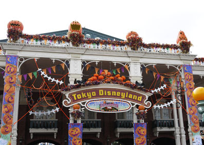 Tdl ディズニー ハロウィーン11とクリスタルロケット Womania