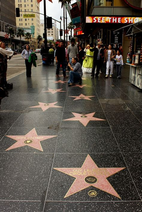 Whether you are just counting the city, the county, or the greater metropolitan area, los angeles has one of the largest urban populations in the u.s. How Long is The Hollywood Walk of Fame