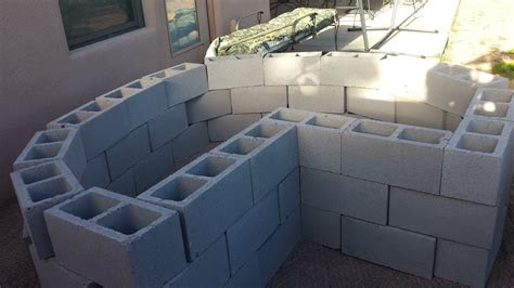 build  cinder block vertical rebar spacing  footing