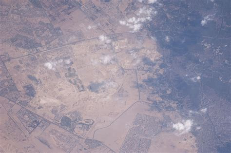 egyptian pyramids   station nasa