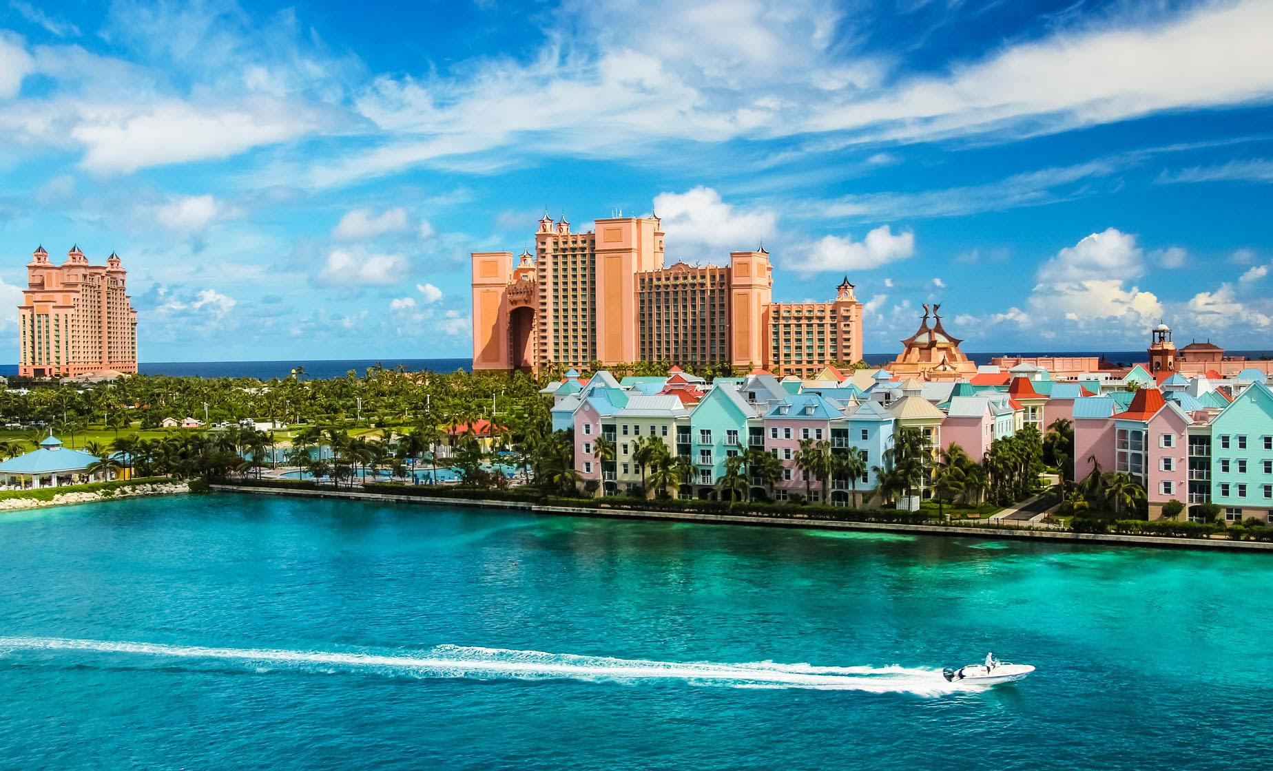 beaches near nassau bahamas cruise port