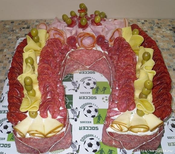 Pastel salado de Navidad.  Herradura (20) (581x513, 203Kb)