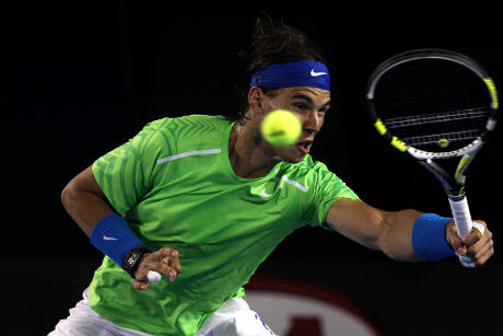 Lewati Federer, Nadal ke Final