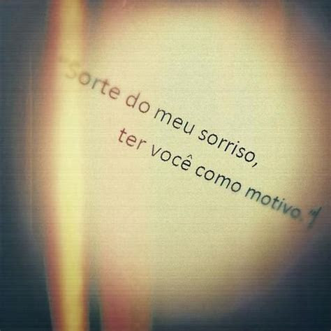 tambem fico sorrindo sozinha quando leio  mensagens