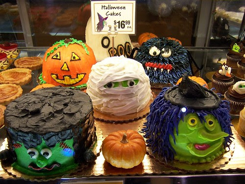 San Antonio (TX) Daily Photo Halloween Cakes