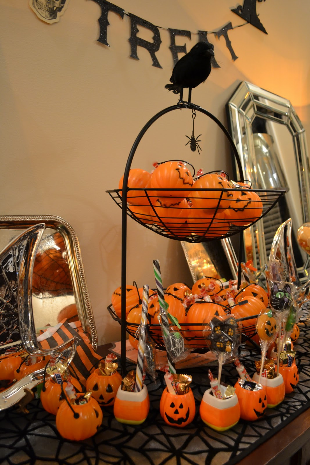 Cute Halloween Decorations Can Make Your Celebration Stunning Cute Halloween Decorations Can Make Your Celebration Stunning