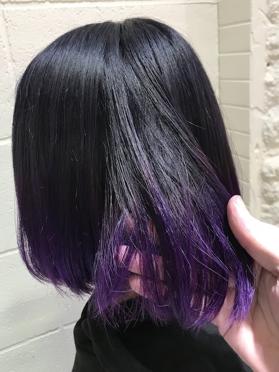 パープルヘアカラー 紫カラー バイオレットカラーにしたい方 ケアブリーチ ダブルカラー インナーカラー ハイライトカラー 原宿 美容室 Sherry 原宿美容室