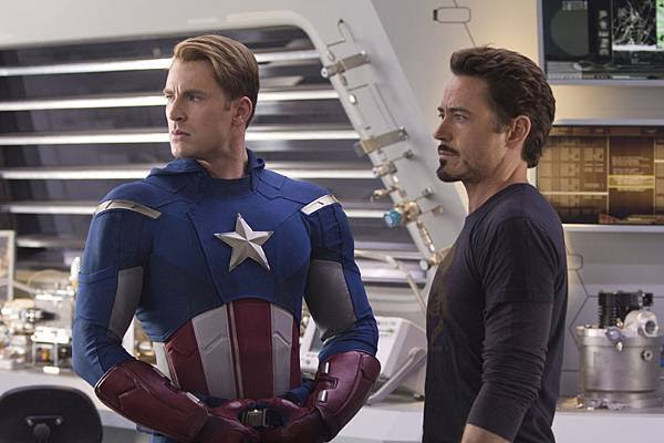 avengers-movie-image-chris-evans-robert-downey-jr-1