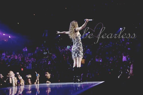 Taylor Swift Lyrics Quotes. pictures Taylor Swift Lyrics