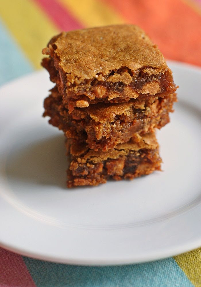 salted butterscotch blondies | bakeat350.net