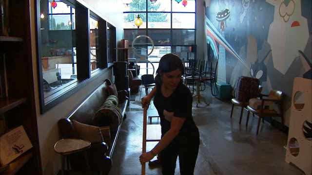 Portland s first cat cafe opens this weekend KPTV FOX 12 Portland s first cat cafe opens this weekend KPTV FOX 12