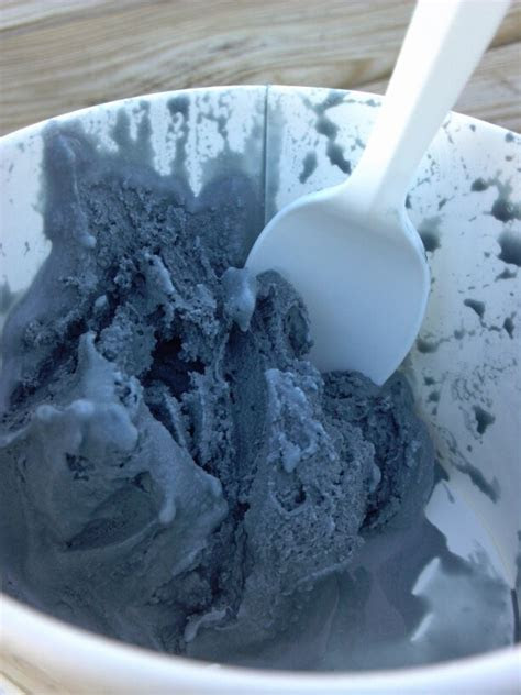 The lovely striped crust for this frozen dessert is made with ice cream sandwiches. Black licorice ice cream...does anyone else remember this