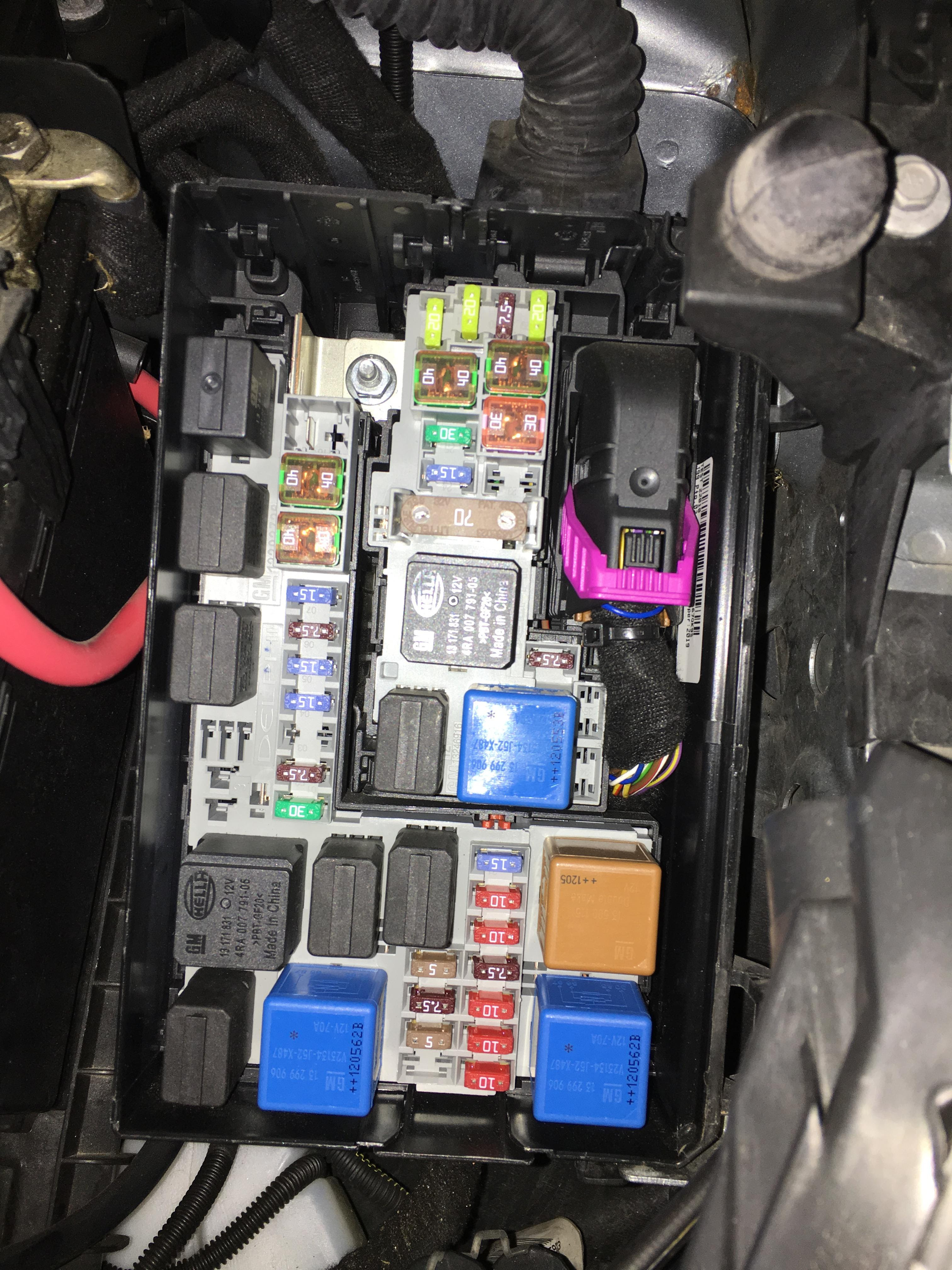 astra j rear fuse box  | 203 x 309