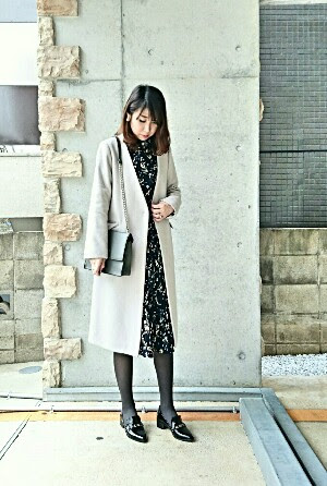 花柄ワンピースにローファーを合わせて 大人のcoordinate Diary