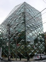 プラダ ブティック 青山店 ヘルツォーク ド ムーロン Archstructure Net