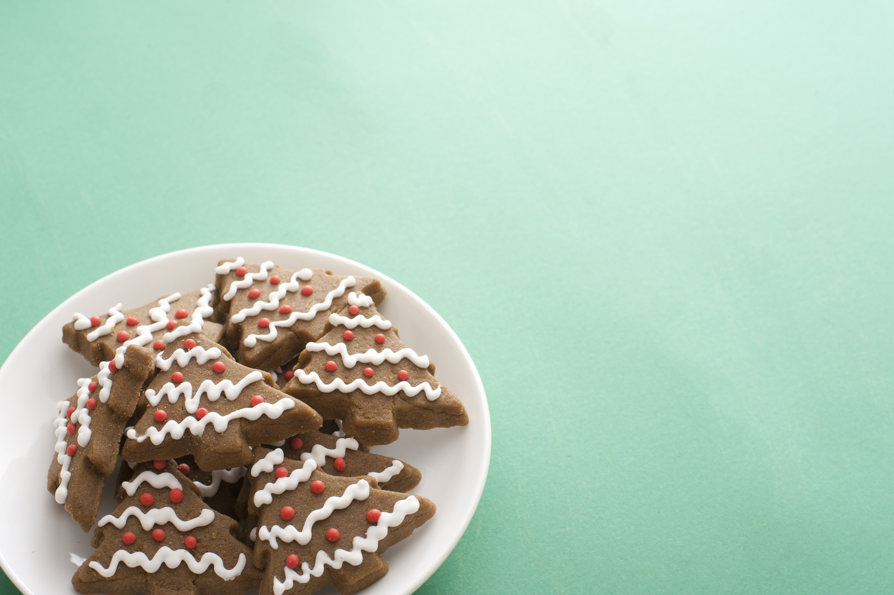 Photo of Plate of crunchy Christmas gingerbread cookies ...