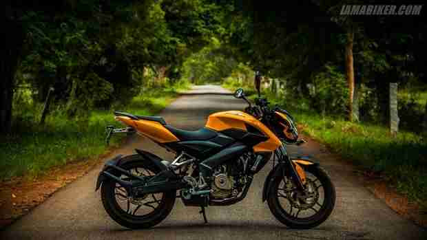 Pulsar 200 NS wallpapers