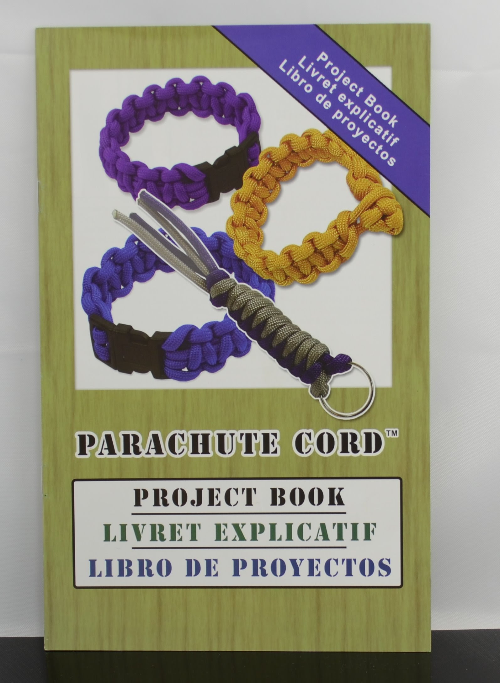 s37072 Booklet - Parachute Cord Project Book - (1)