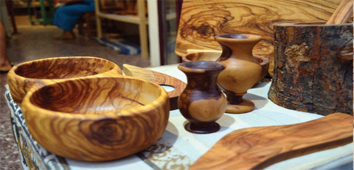 Wondrous woodcraft of India - One India One People Foundation