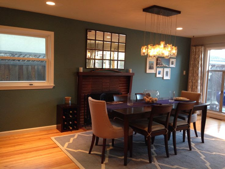 Dining Room accent wall in teal | Dining Decor | Pinterest