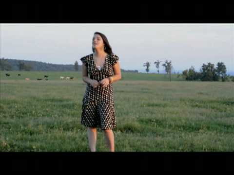 Christina Aguilera National Anthem Mistake. Christina Aguilera Sings