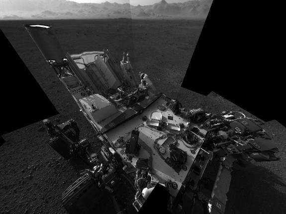 Say Cheese! Mars Rover Curiosity Snaps 1st Hi-Res Self-Portrait