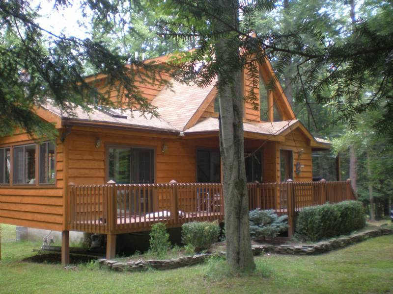 Lake Wallenpaupack Indian Rocks Chalet - Vacation Rentals ...