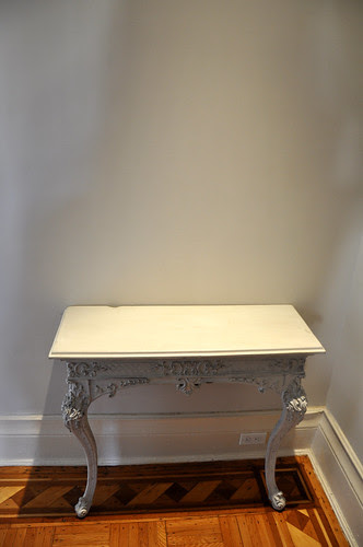 HallwayTable2