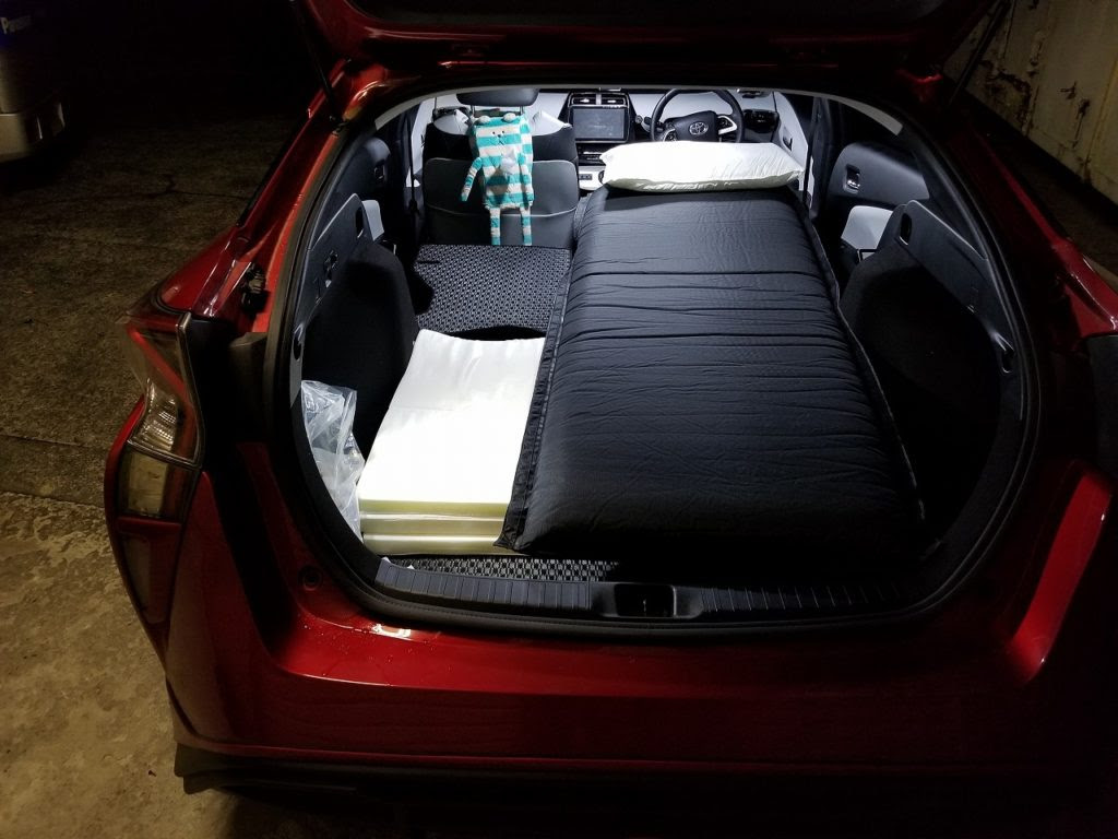 50プリウスで車中泊を快適に 有 高村電器