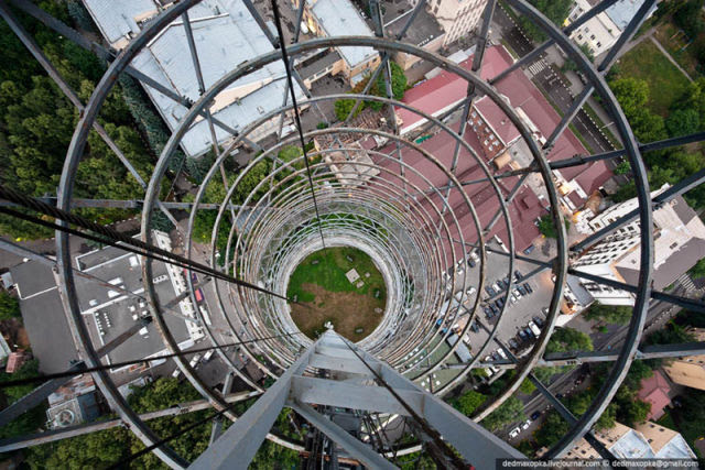 Dangerous and Breathtaking Photos